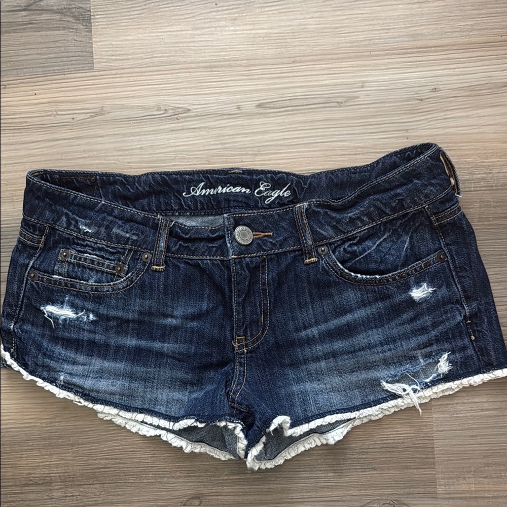 American Eagle Outfitters Blue Distressed Jean Shorts - Picture 1 of 2